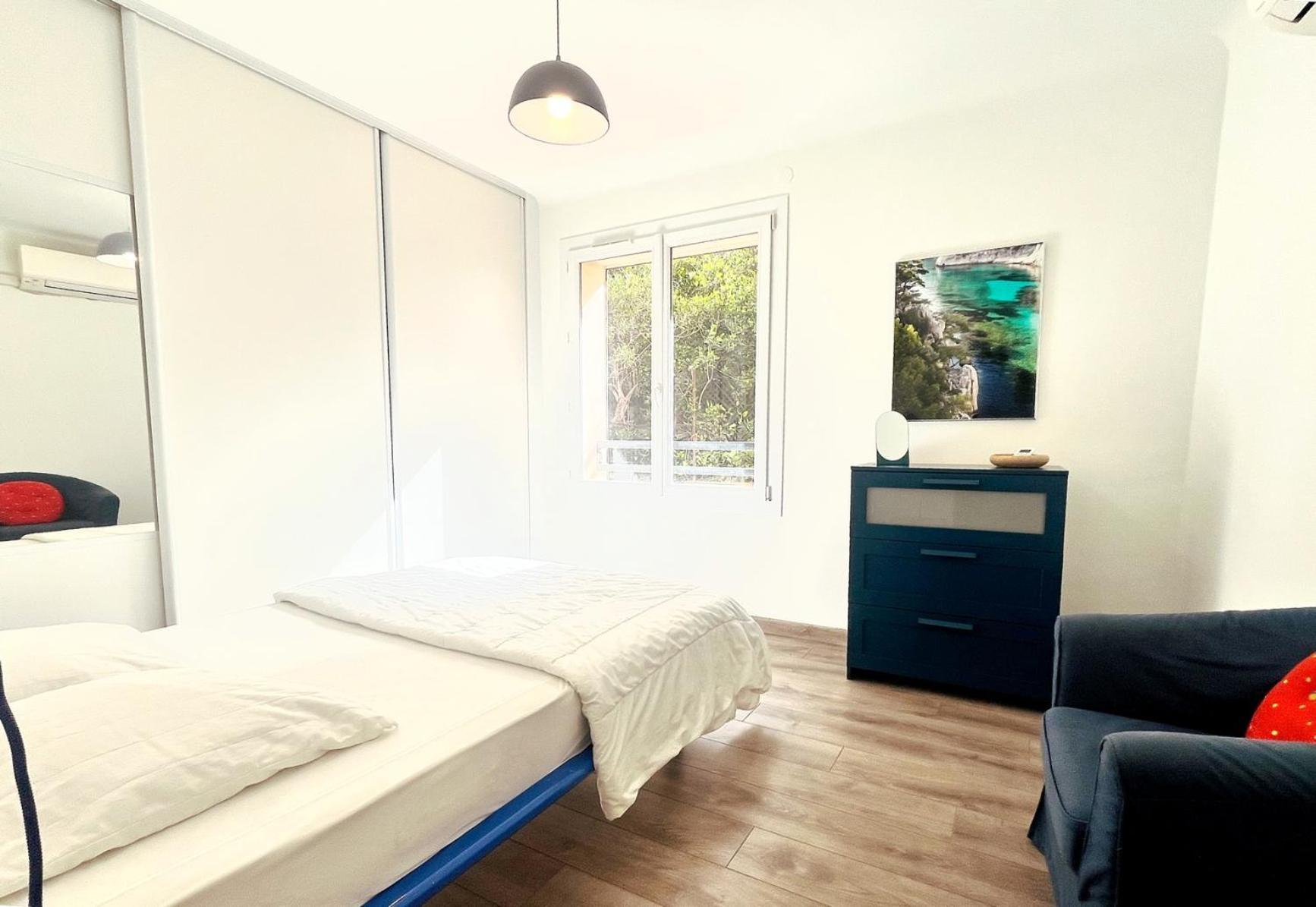 Le 13 Apartment Каси Екстериор снимка